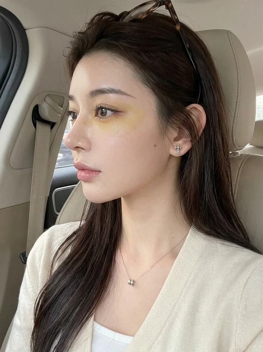 权威侧脸具象化了🧚🏻‍♀️ 1